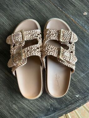 Universal Thread Braided Double-Buckle Sandals in Beige